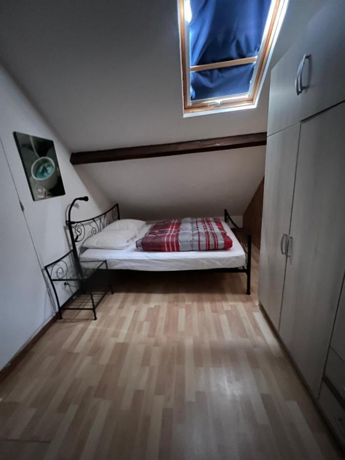 6 Personnes Classe 2 Etoiles Leboucq Laurent Apartment *